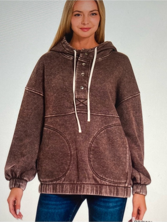Zenana Outfitters Tops - Zenana Acid Wash Brown Hooded Pullover Fleece Sweatshirt